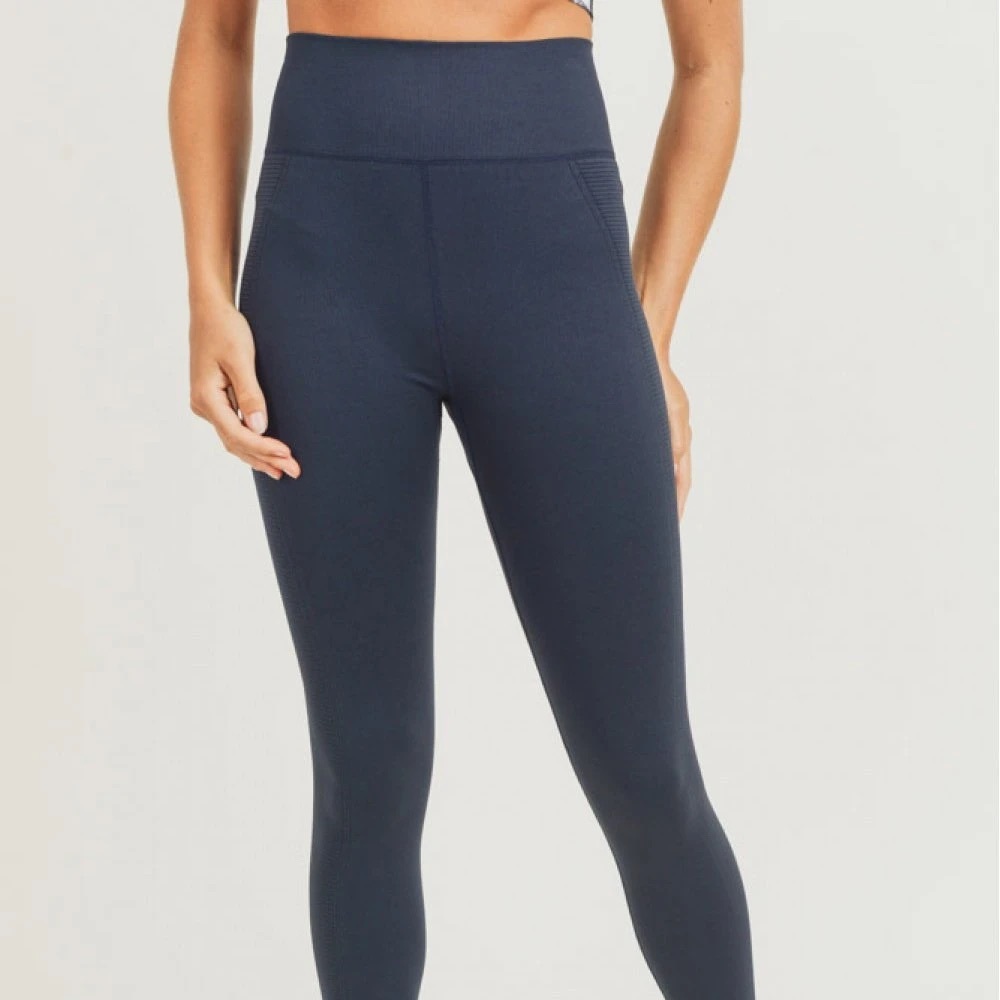 Navy blue athletic leggings